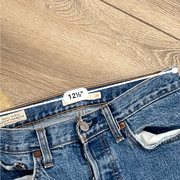 Levi’s premium button fly wedgie jeans - Picture 2 of 5